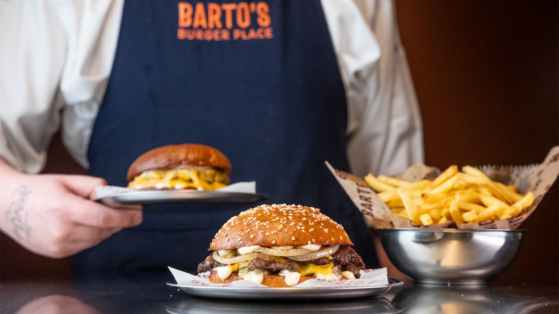 BARTO'S BURGER PLACE - Image 2