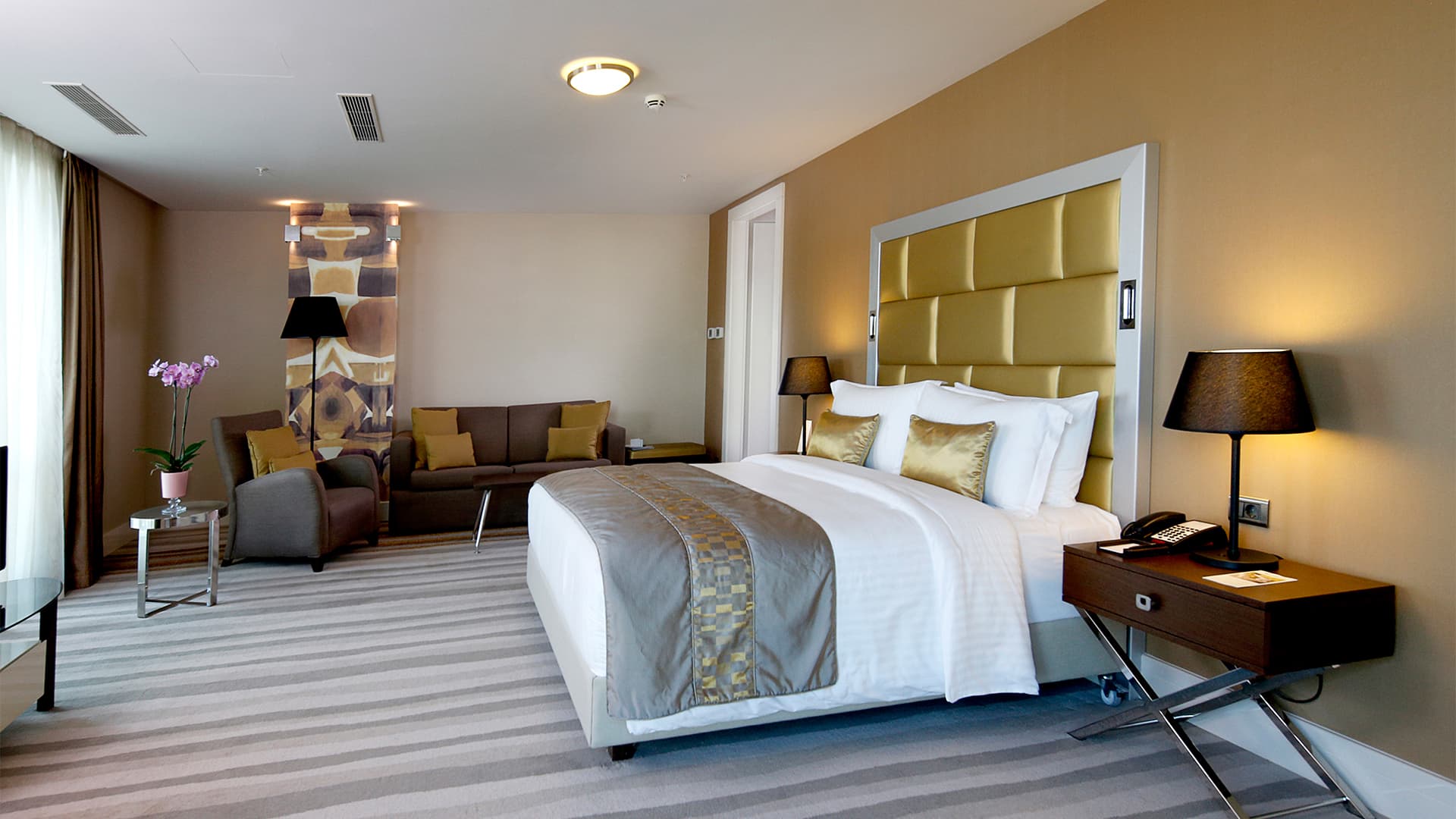 WYNDHAM HOTELS - Image 2